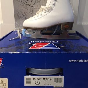 Riedell 15  Figureskates IceSkates size 1 1/2